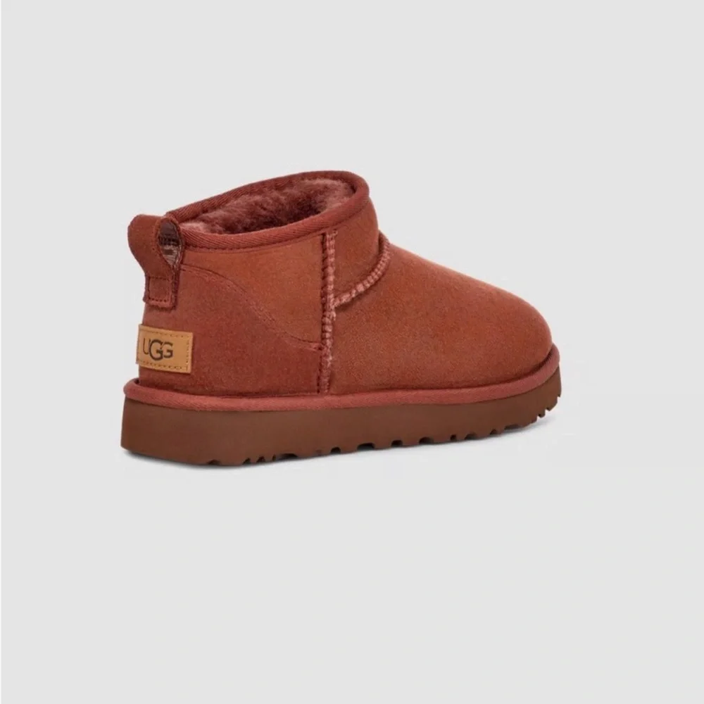 Red Jasper Ultra Mini Uggs - Picture 3 of 10